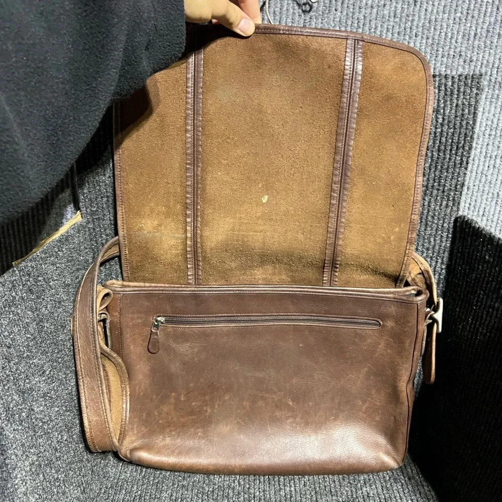 Vintage Coach Messenger Bag Unisex Large Brown Leather Satchel USA Made 9065